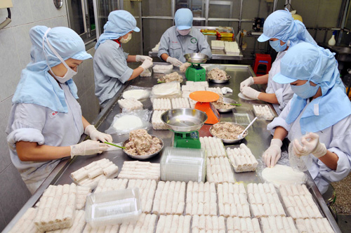 Chuẩn bị hàng Tết, tránh đầu cơ tăng giá ảnh 1